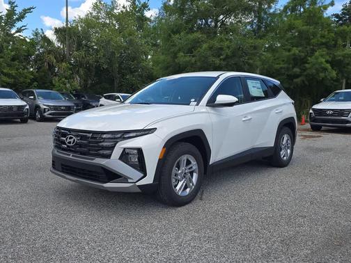 Serenity White Pearl 2026 Hyundai TUCSON SE