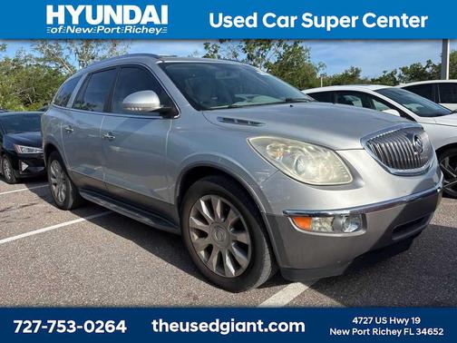 Quicksilver Metallic 2011 Buick Enclave 2XL