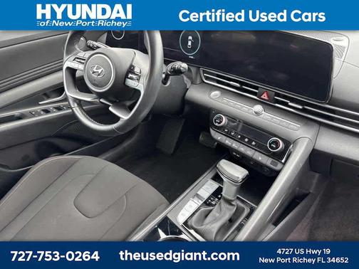 2023 Hyundai ELANTRA SEL