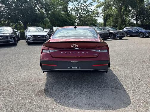 2025 Hyundai ELANTRA Sport