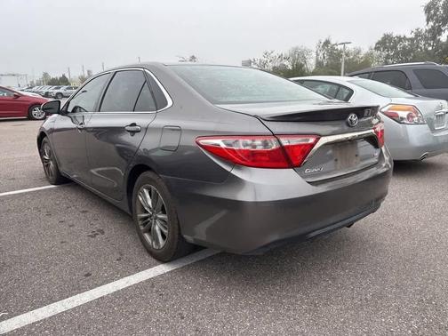 2017 Toyota Camry SE
