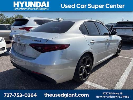 Silverstone Gray Metallic 2019 Alfa Romeo Giulia Sport