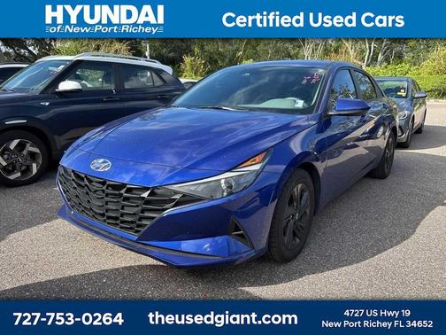 2023 Hyundai ELANTRA SEL