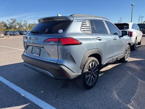 2023 Toyota Corolla Cross XLE