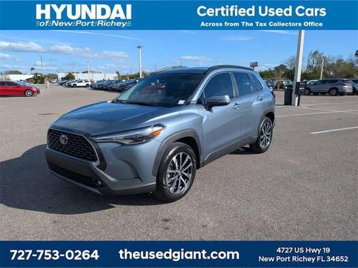 2023 Toyota Corolla Cross XLE