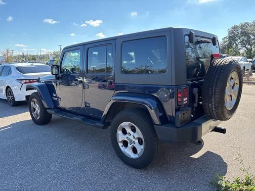 2013 Jeep Wrangler Unlimited Sahara