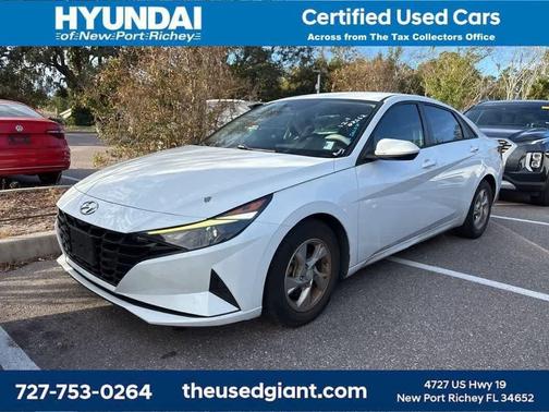 2021 Hyundai ELANTRA SE