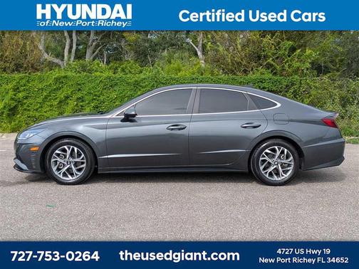 2022 Hyundai SONATA SEL