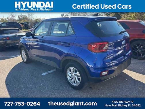 2022 Hyundai VENUE SE
