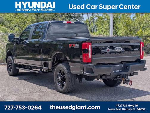 Agate Black Metallic 2024 Ford F-250 XL