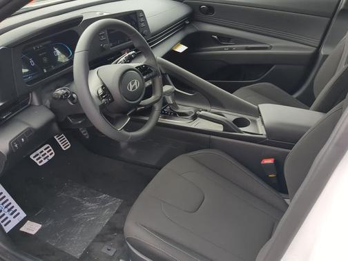 2026 Hyundai ELANTRA Sport