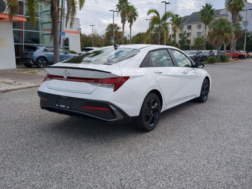 2026 Hyundai ELANTRA Sport