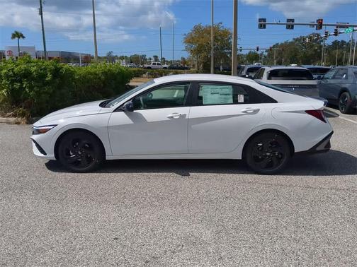 2026 Hyundai ELANTRA Sport