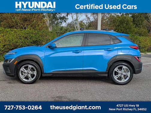 2023 Hyundai KONA SEL