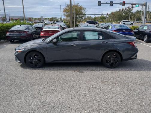 2026 Hyundai ELANTRA Sport