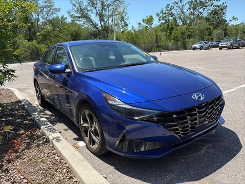 2023 Hyundai ELANTRA Limited
