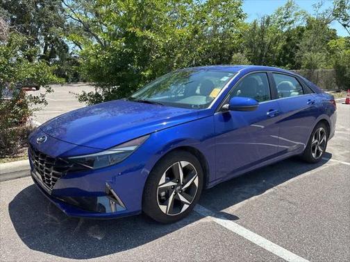 2023 Hyundai ELANTRA Limited