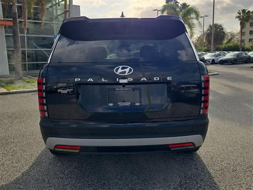 2026 Hyundai PALISADE SE