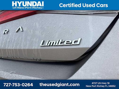 2023 Hyundai ELANTRA Limited