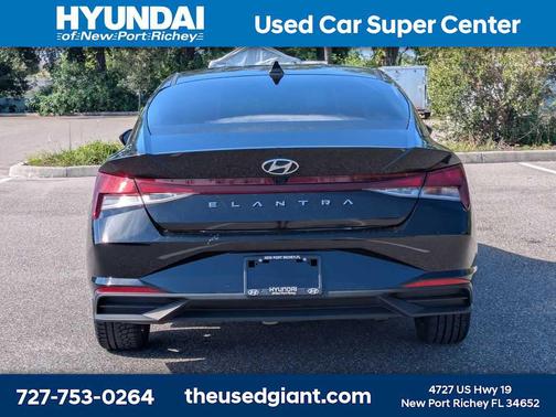 Onyx Black 2023 Hyundai ELANTRA SEL