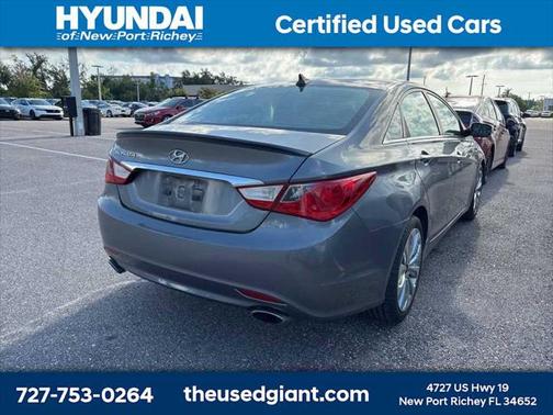 2011 Hyundai SONATA SE