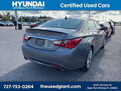 2011 Hyundai SONATA SE