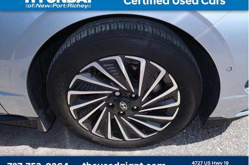 2024 Hyundai SONATA Hybrid Limited