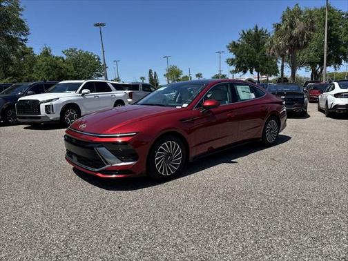 2025 Hyundai SONATA Hybrid Limited