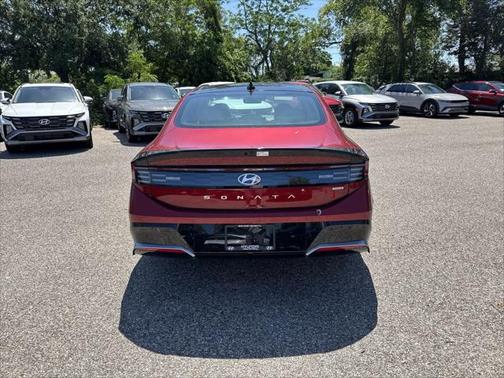 2025 Hyundai SONATA Hybrid Limited