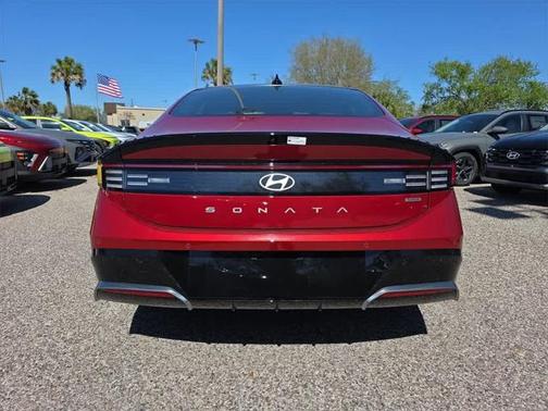 2025 Hyundai SONATA Hybrid Limited