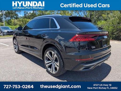 2021 Audi Q8 55 Prestige