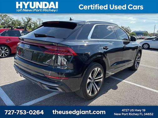 2021 Audi Q8 55 Prestige