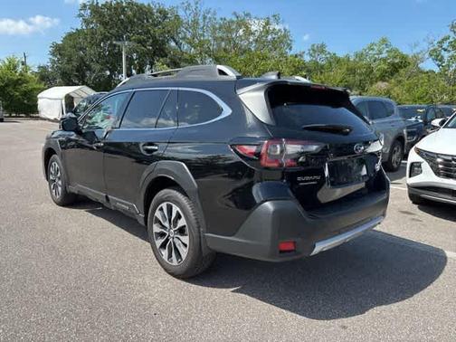 2024 Subaru Outback Touring XT