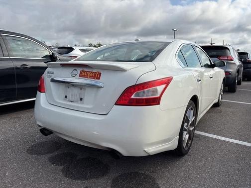 2010 Nissan Maxima SV