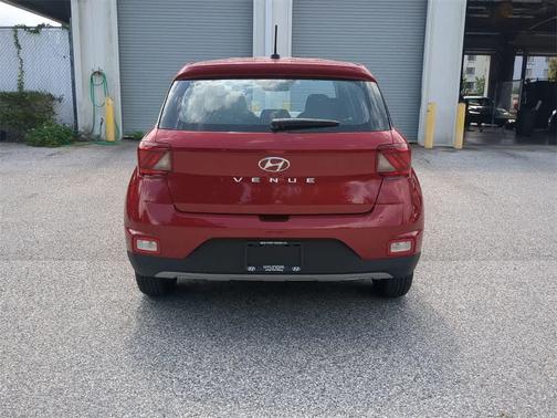 2026 Hyundai VENUE SE