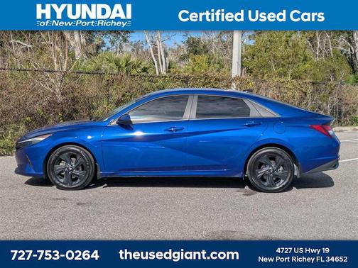 2023 Hyundai ELANTRA SEL