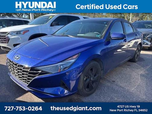 2023 Hyundai ELANTRA SEL