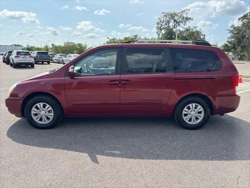 2012 Kia Sedona LX