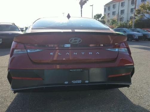 2026 Hyundai ELANTRA Sport