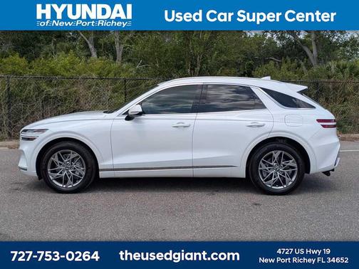 Uyuni White 2025 Genesis GV70 2.5T AWD
