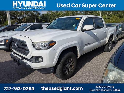 Super White 2017 Toyota Tacoma SR5