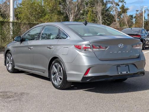 2018 Hyundai SONATA Hybrid Limited