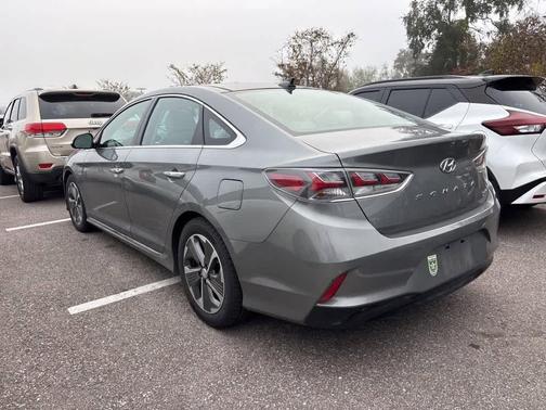 2018 Hyundai SONATA Hybrid Limited