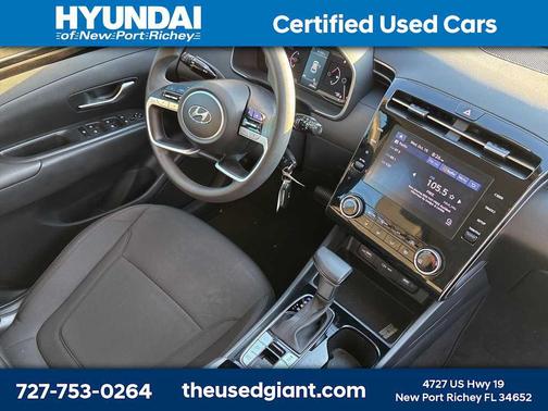 2024 Hyundai TUCSON SE