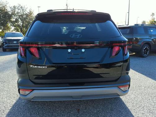 Phantom Black 2026 Hyundai TUCSON SEL