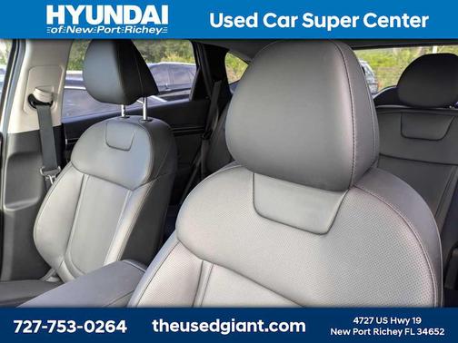 White Pearl 2024 Hyundai TUCSON Hybrid SEL Convenience