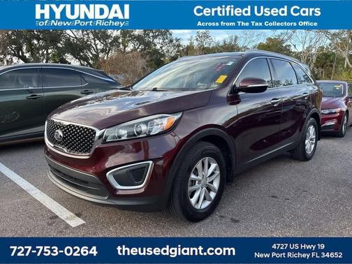 2017 Kia Sorento LX