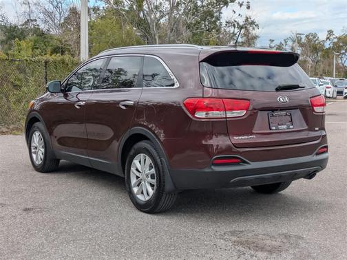 2017 Kia Sorento LX