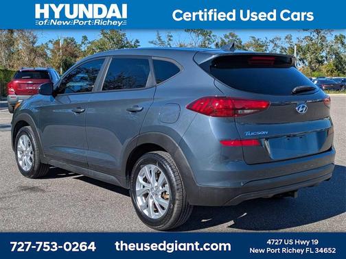 2021 Hyundai TUCSON SE