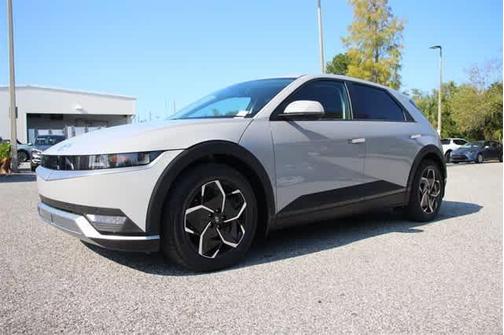 2024 Hyundai IONIQ 5 SE